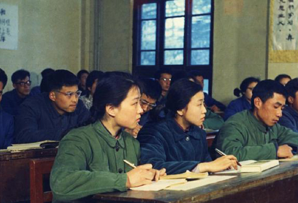 历史上的高考时间