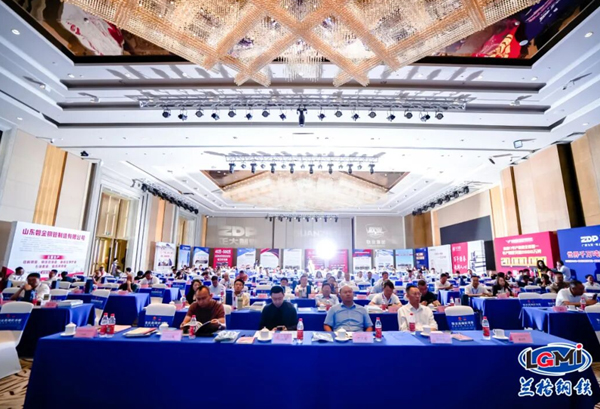 正大制管集团副总裁钱敏出席首届新疆-中亚&ldquo;建筑-钢铁&rdquo;产业发展高峰论坛